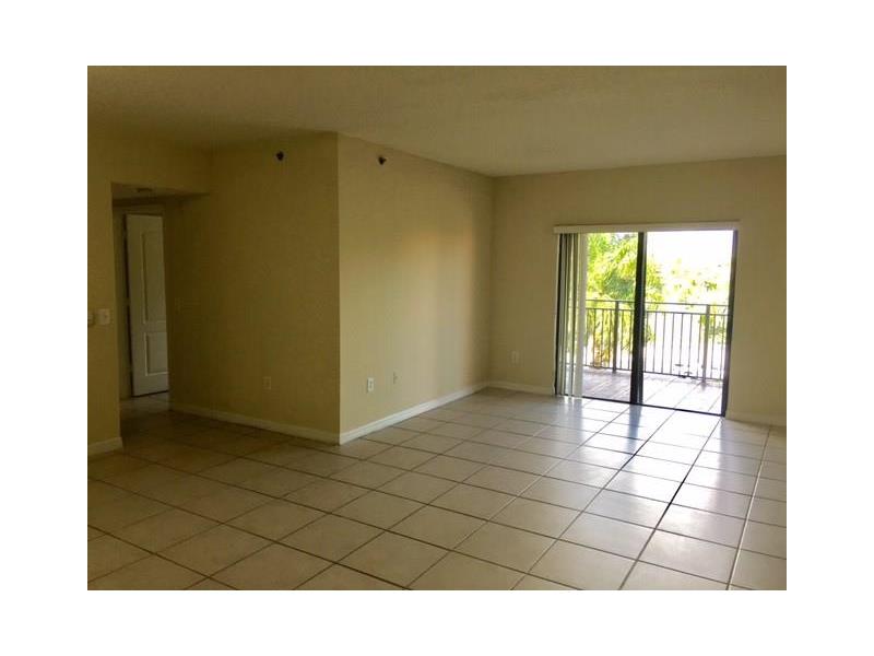 9300Fontainebleau Blvd, Miami, FL 33172