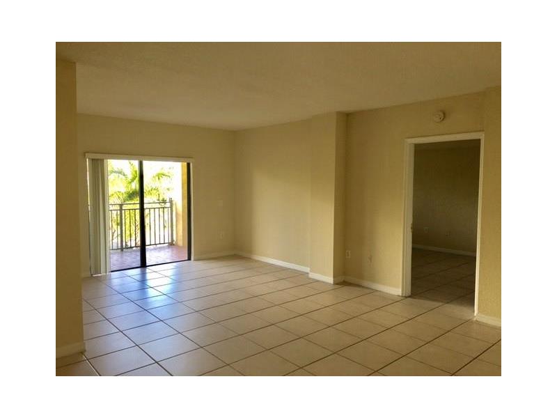 9300Fontainebleau Blvd, Miami, FL 33172