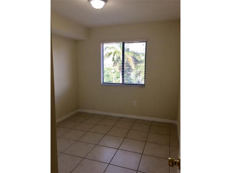 9300Fontainebleau Blvd, Miami, FL 33172