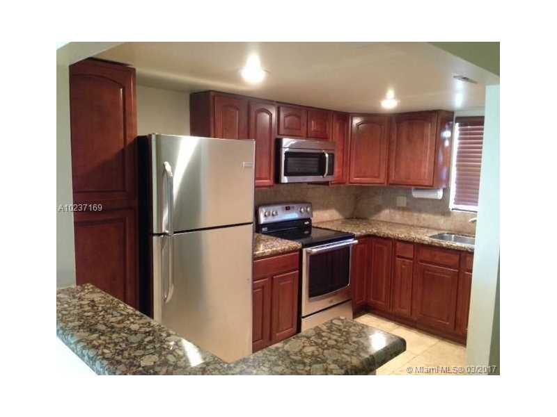 9375FONTAINEBLEAU BL, Miami, FL 33172