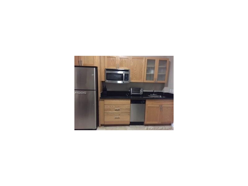 1750 NW 107 AV R-203, Doral, FL 33172