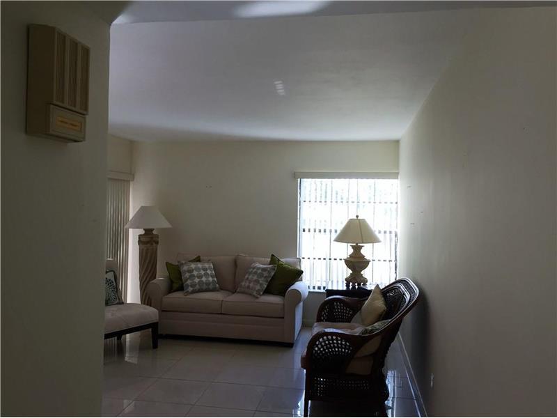 Address Not Available, Miami, FL 33172