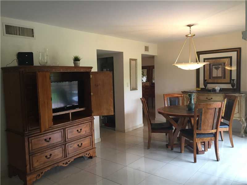 Address Not Available, Miami, FL 33172