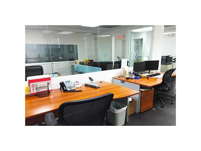 2200 Northwest 102 AV, Doral, FL 33172