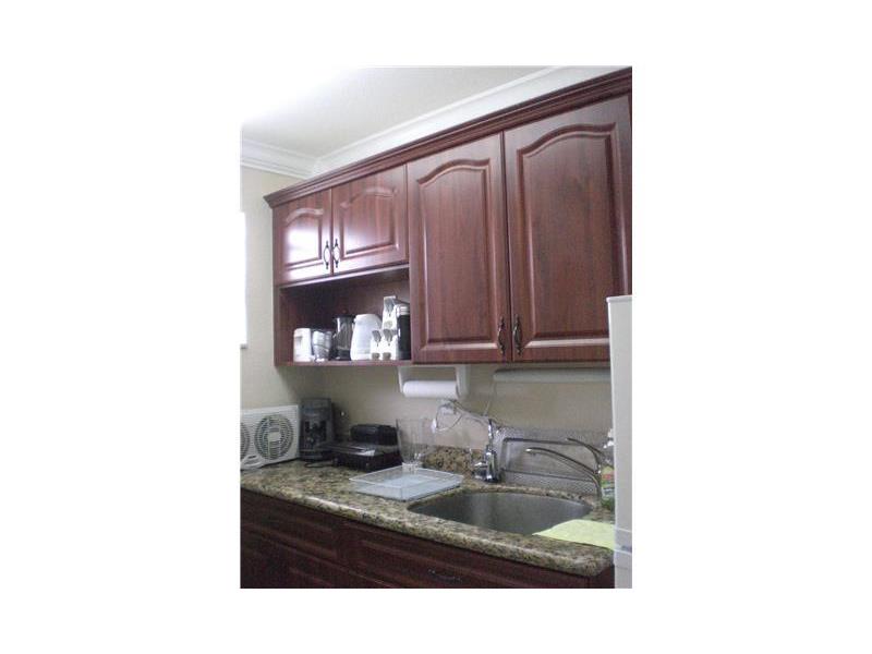 2441 Northwest 93 AVE, Doral, FL 33172