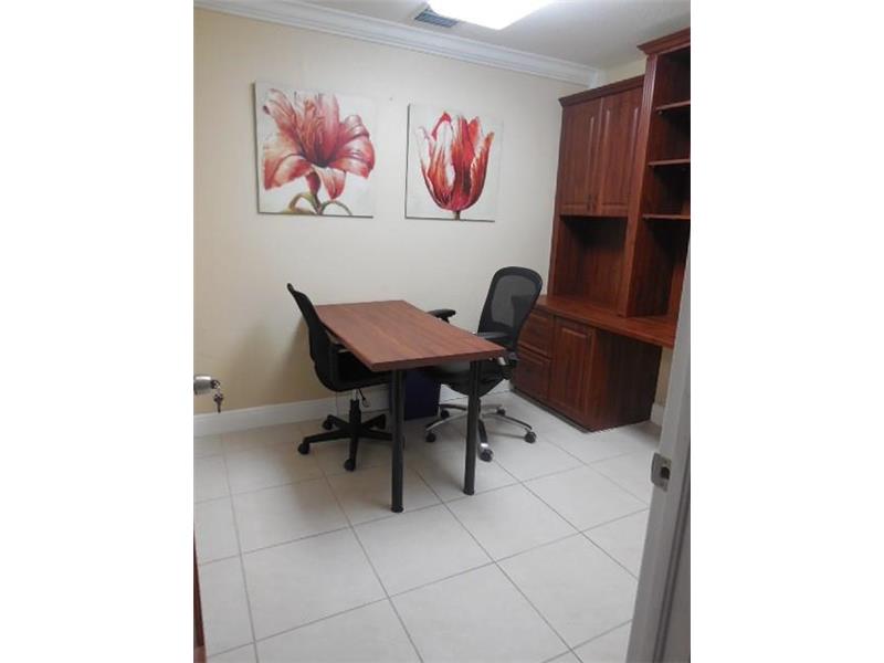 2441 Northwest 93 AVE, Doral, FL 33172