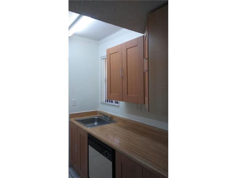630 Northwest 114 AV, Miami, FL 33172