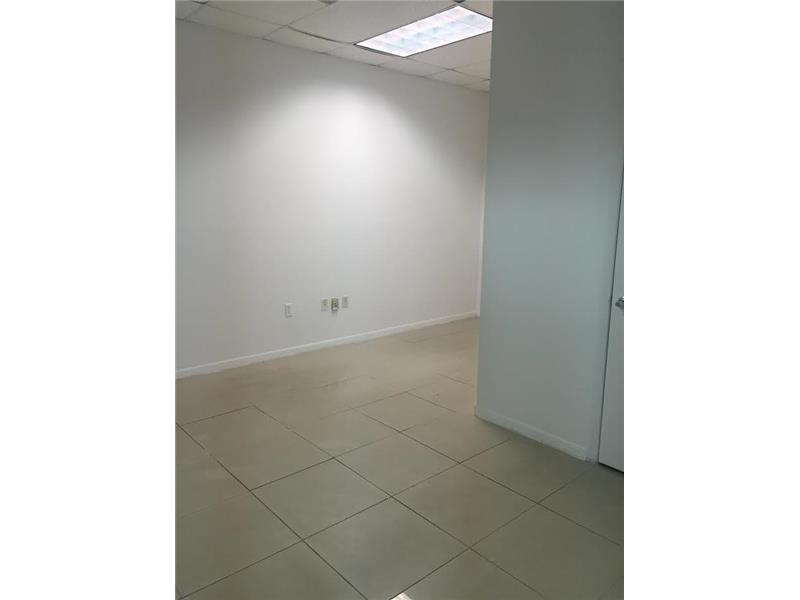 2644 NW 97 AVE 2648, Doral, FL 33172