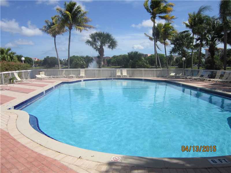 9375Fontainebleau Blvd, Miami, FL 33172