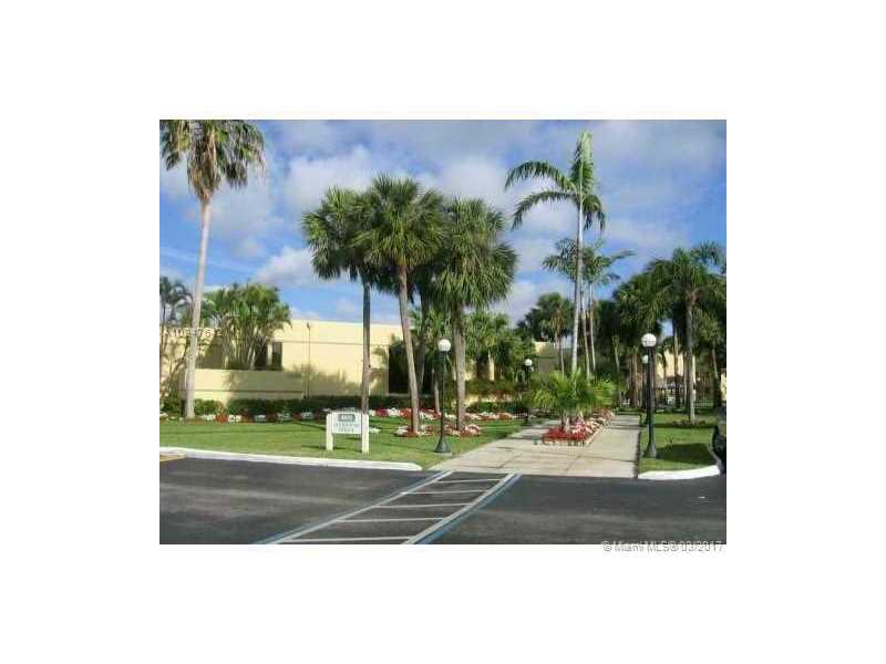 8065 Southwest 107th Ave, Miami, FL 33173