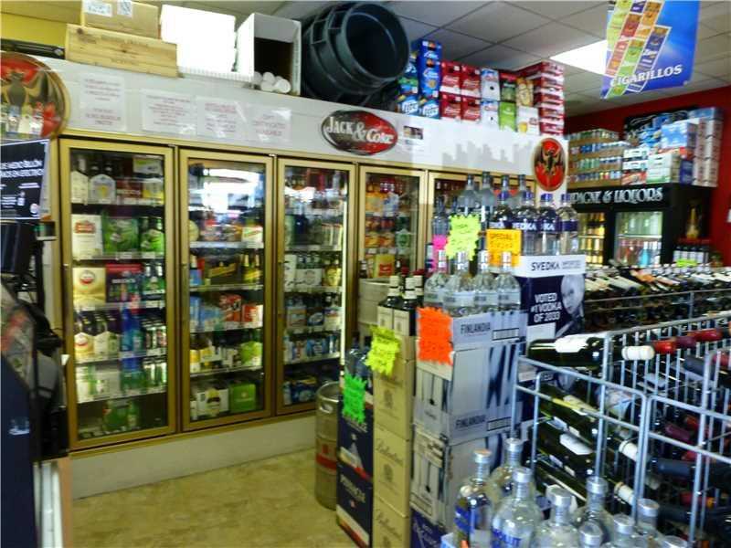 7309 Southwest 97 AVE., Miami, FL 33173