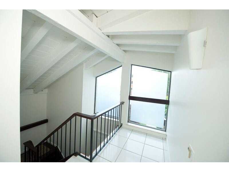 Address Not Available, Miami, FL 33173