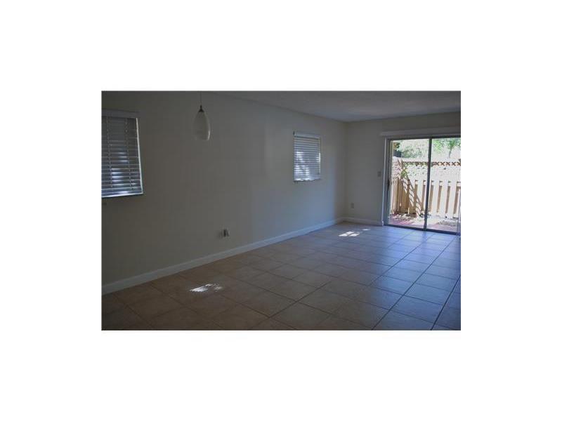 8650 Southwest 109 AVE, Miami, FL 33173