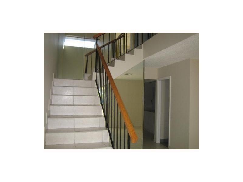 10830 Southwest 72nd St, Miami, FL 33173