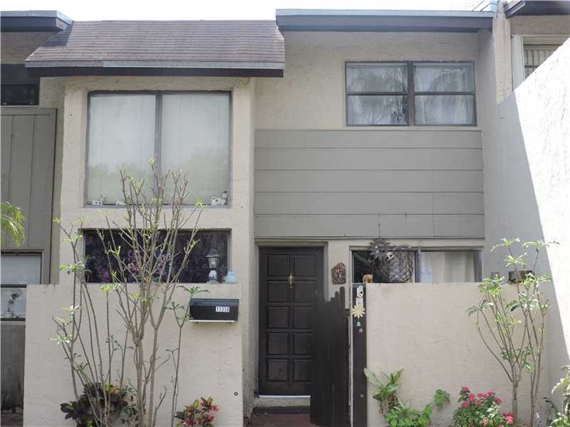 11338 Southwest 71 LN, Miami, FL 33173