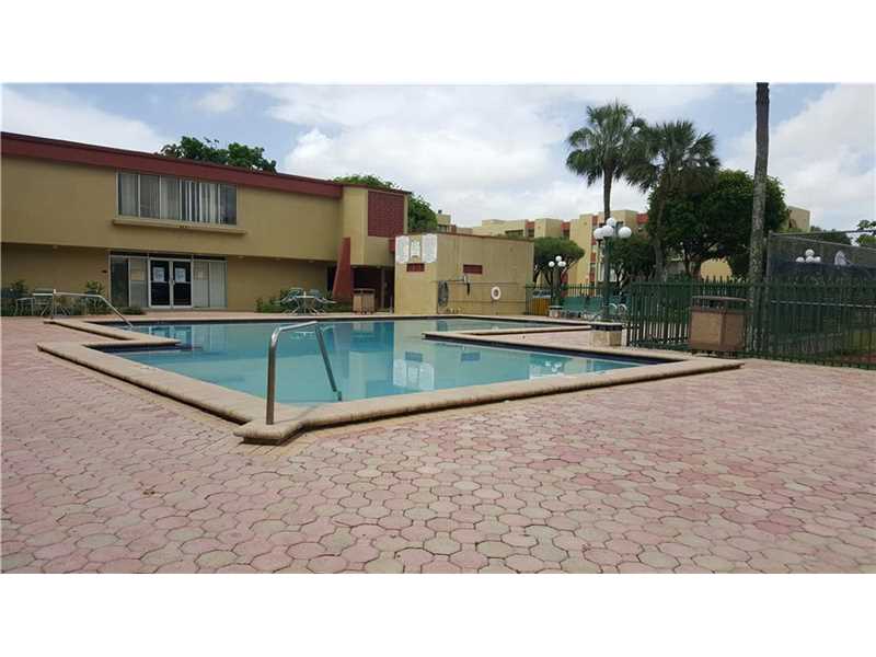 9440 West Flagler St, Miami, FL 33174