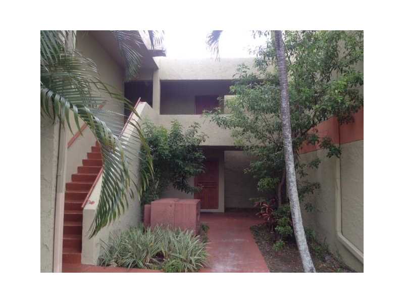9390 West Flagler St, Miami, FL 33174