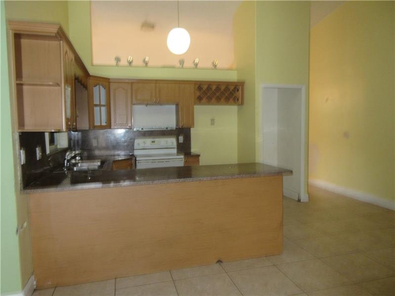 14332 Southwest 48th Ln, Miami, FL 33175