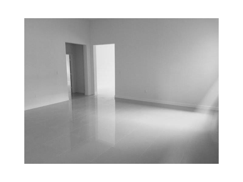14566 Southwest 21 ST, Miami, FL 33175