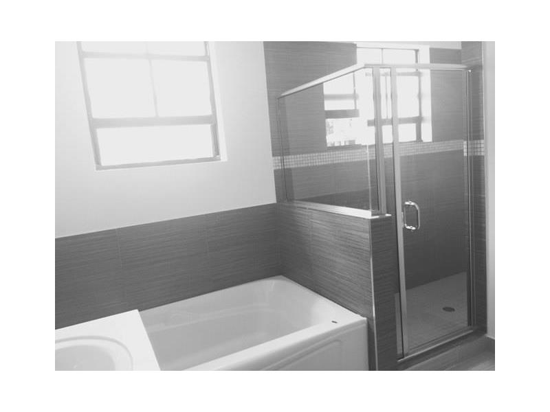 14566 Southwest 21 ST, Miami, FL 33175