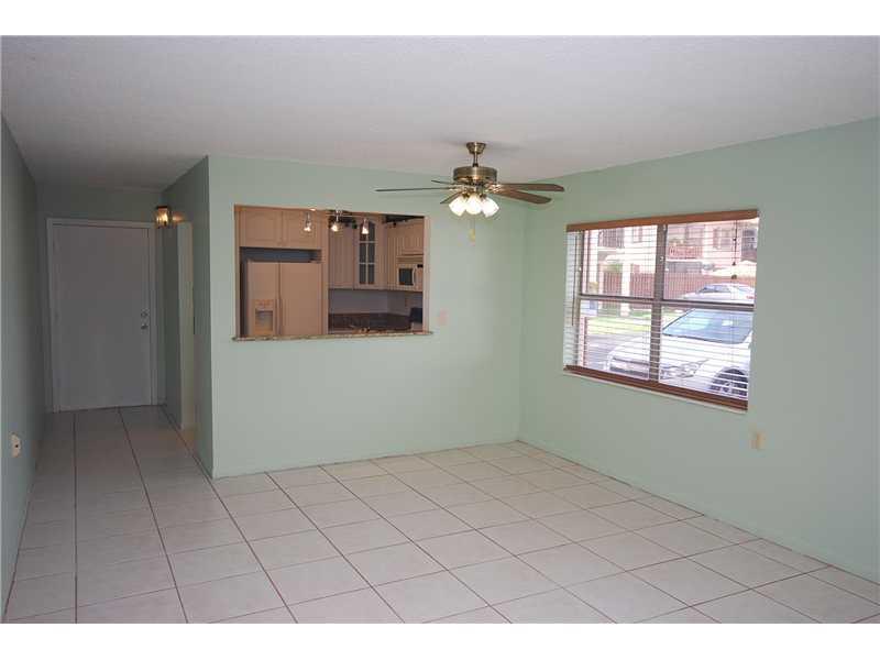 11213 North Kendall Dr, Miami, FL 33176