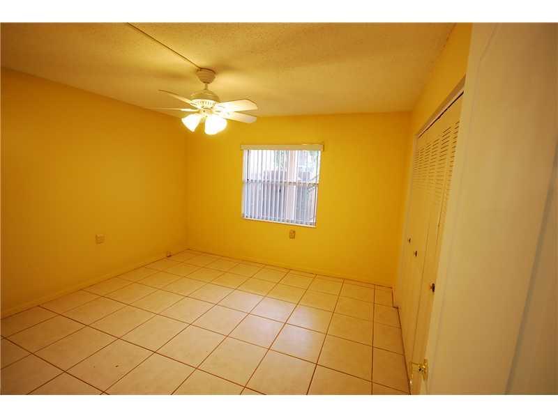 11213 North Kendall Dr, Miami, FL 33176
