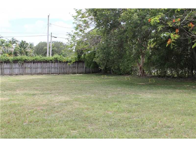 11390 Southwest 87th Ave, Miami, FL 33176