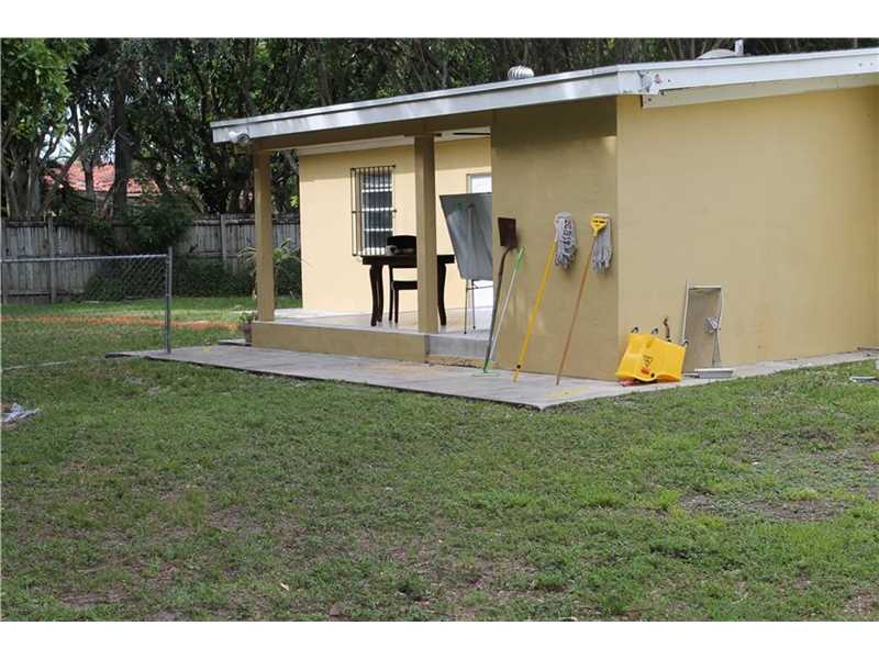 11390 Southwest 87th Ave, Miami, FL 33176