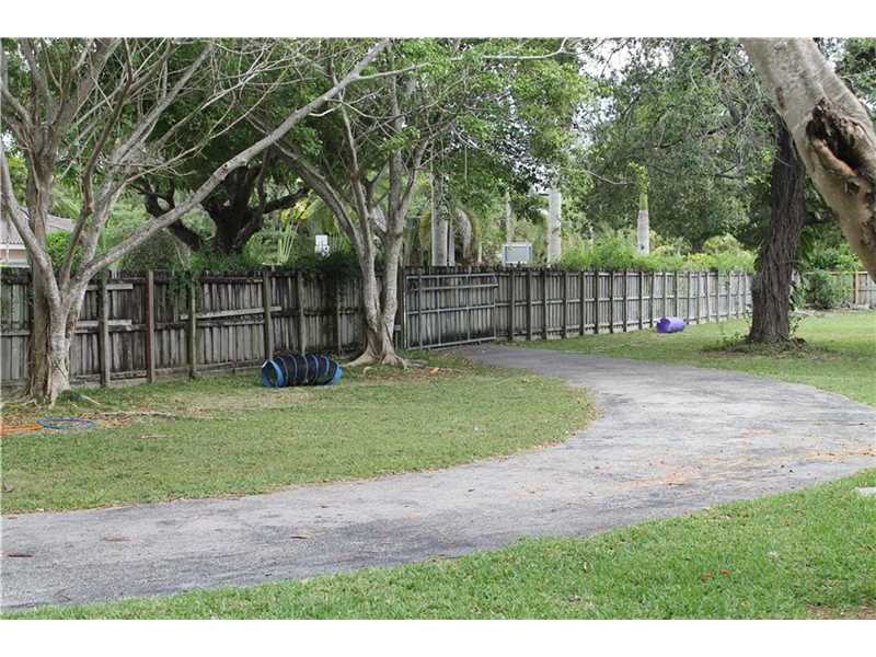 11390 Southwest 87th Ave, Miami, FL 33176