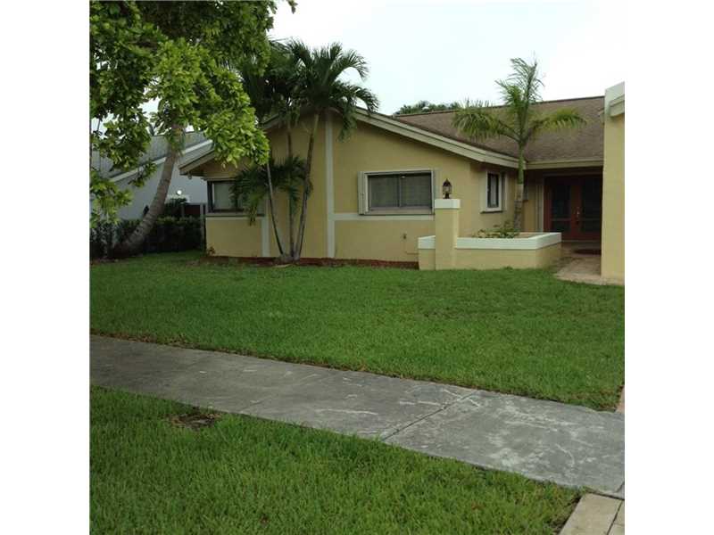 9200 Southwest 100th Avenue Rd, Miami, FL 33176