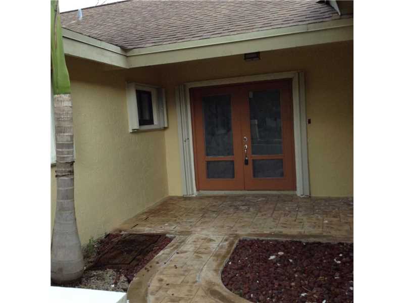 9200 Southwest 100th Avenue Rd, Miami, FL 33176