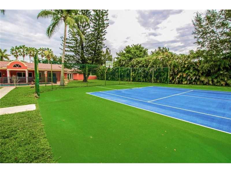 9330 Southwest 104th St, Miami, FL 33176