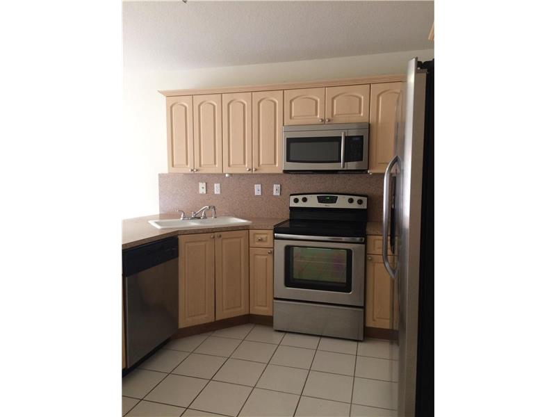 17181143rd Pl, Miami, FL 33177