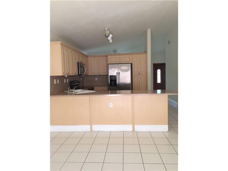 17181143rd Pl, Miami, FL 33177