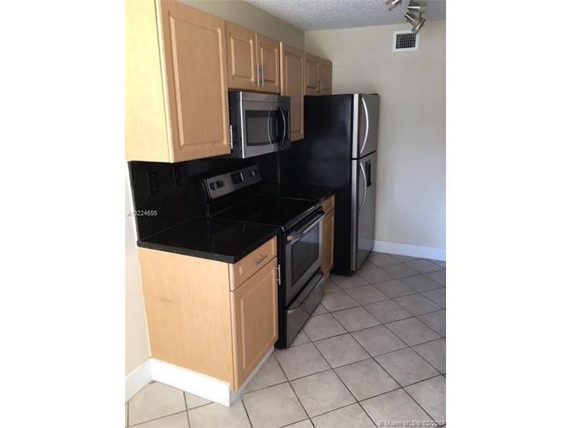 4882 Northwest 97th Pl, Doral, FL 33178
