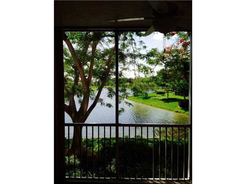 10750 Northwest 66th St, Doral, FL 33178