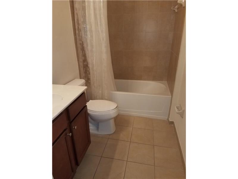 8620 Northwest 97th Ave, Medley, FL 33178