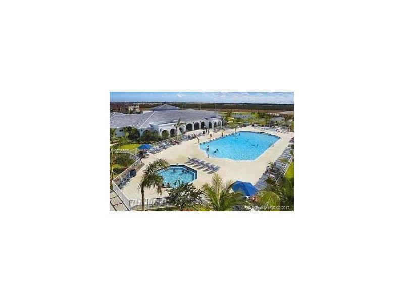 11102 Northwest 83rd St, Doral, FL 33178