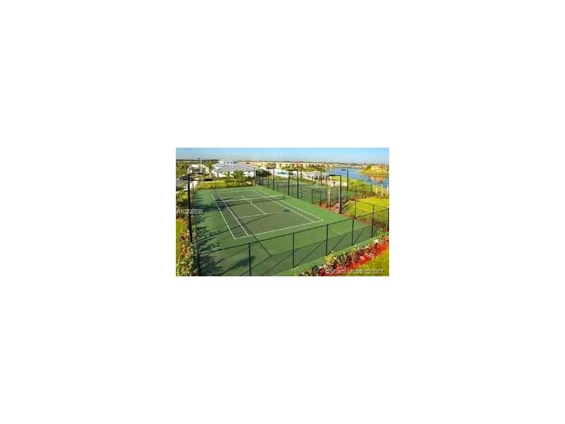 11102 Northwest 83rd St, Doral, FL 33178