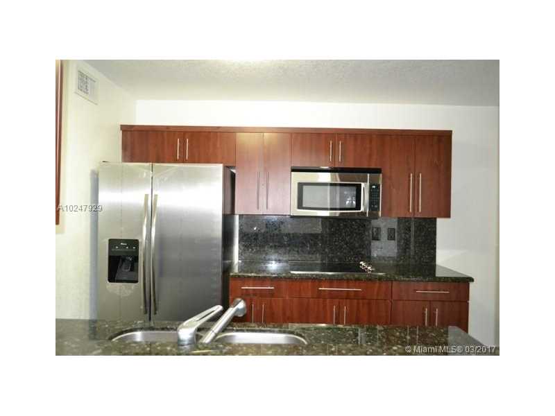 4879 Northwest 97th Ct, Doral, FL 33178