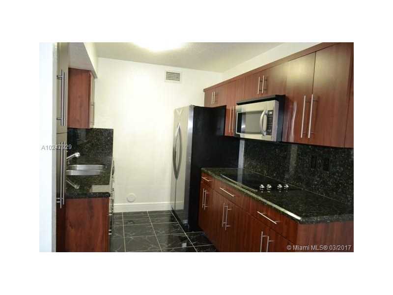 4879 Northwest 97th Ct, Doral, FL 33178