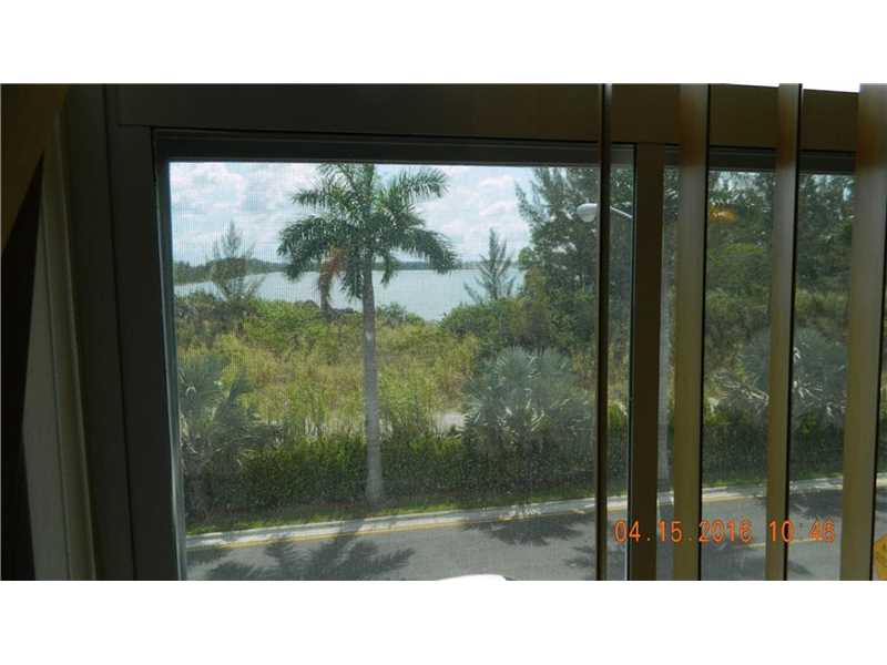 8800 NW 97th Ave 202, Doral, FL 33178