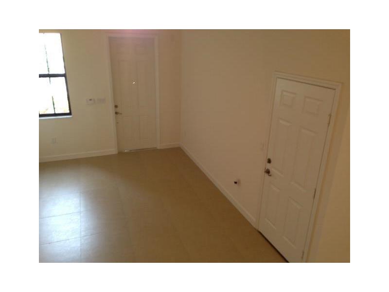 10450 Northwest 58 TE, Doral, FL 33178
