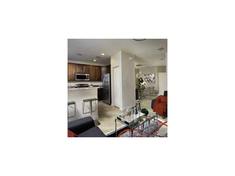 8899 NW 102 CT -, Doral, FL 33178