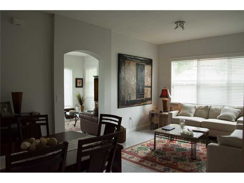 10175 Northwest 43rd Ter, Doral, FL 33178