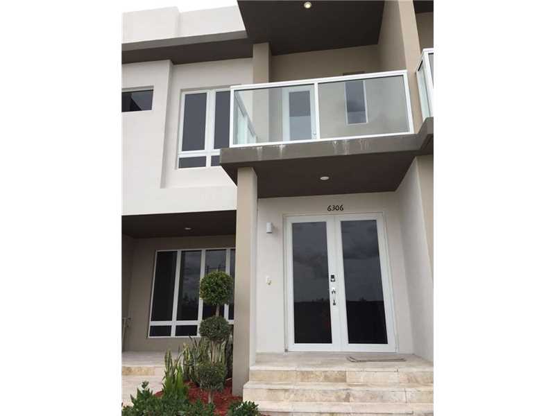 6306 Northwest 105 place, Doral, FL 33178