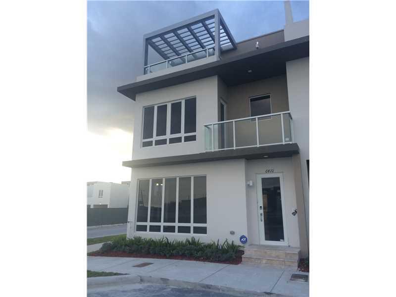 6410 NW 104 PATH -, Doral, FL 33178
