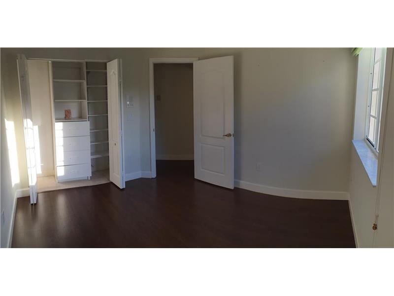 5805 Northwest 108th Pl, Doral, FL 33178