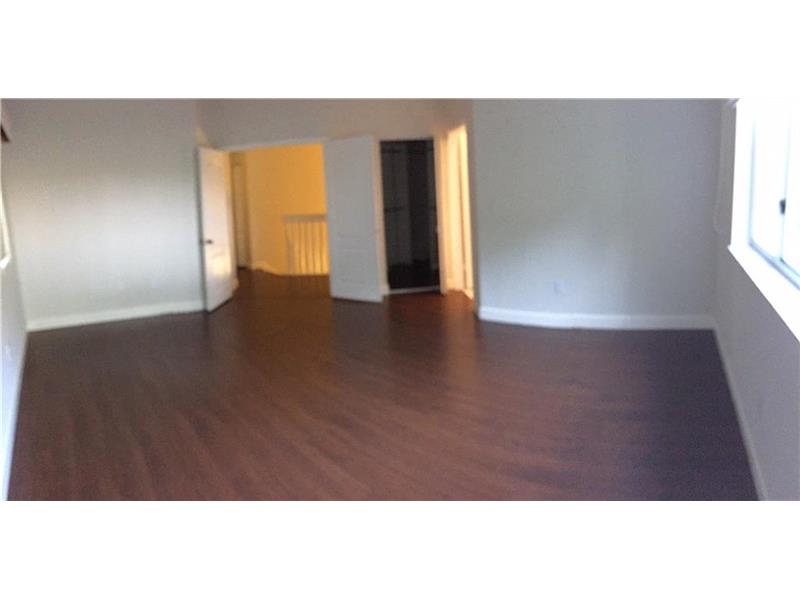 5805 Northwest 108th Pl, Doral, FL 33178