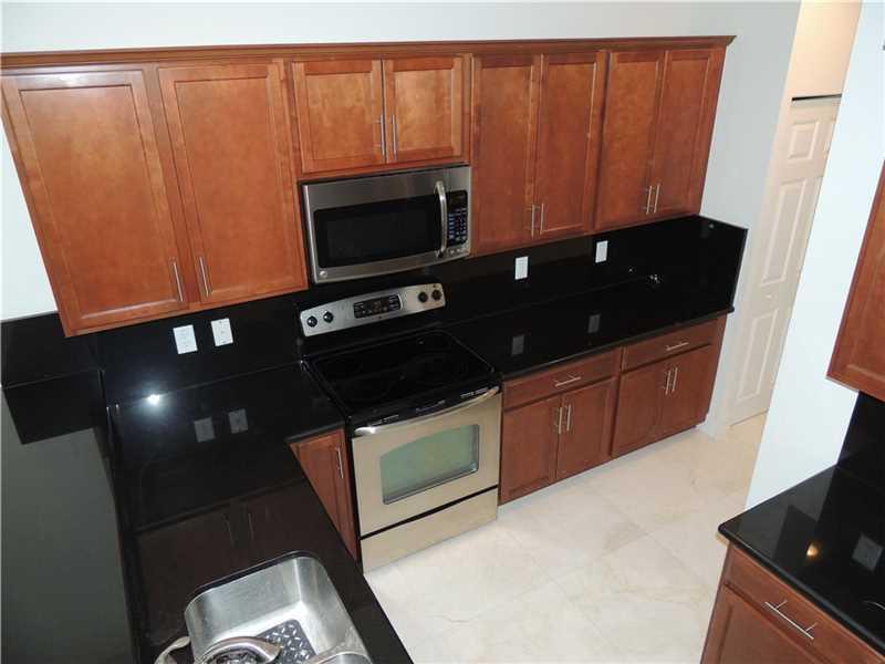 8825 NW 114 Pl, Doral, FL 33178
